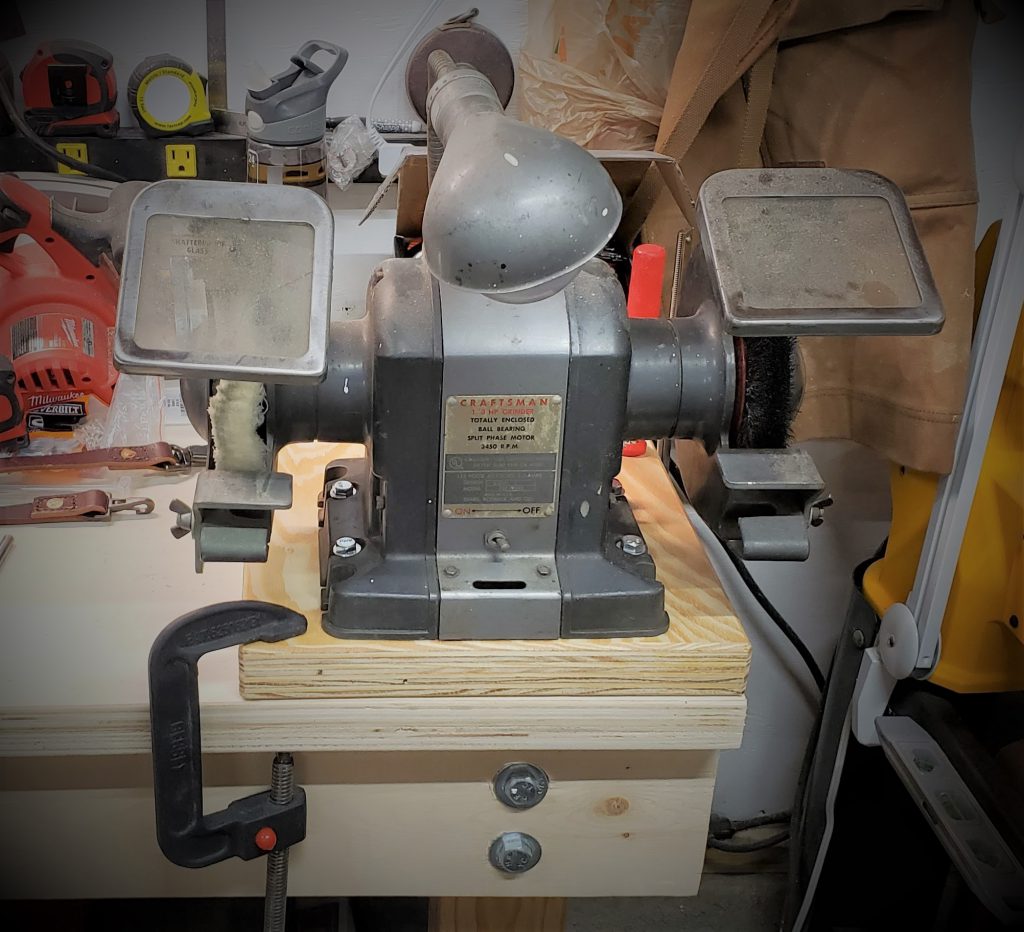 Craftsman 1/3hp Grinder on removable mount