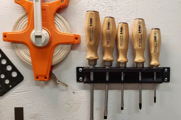 Cover Image Felo Workbench Screwdriver Holder