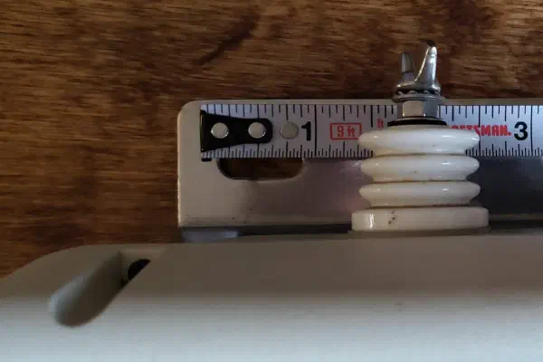Cover Image Icom AH-4 Mounting